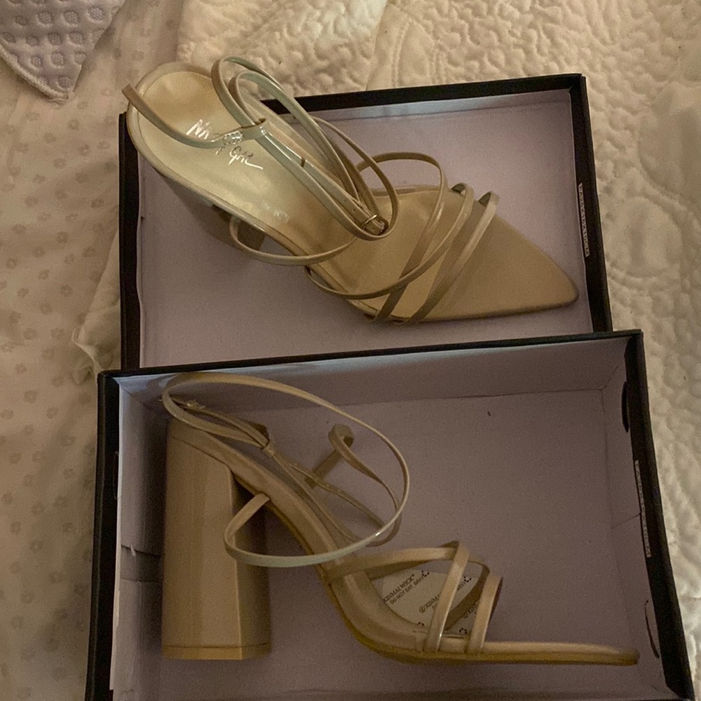 nude heels